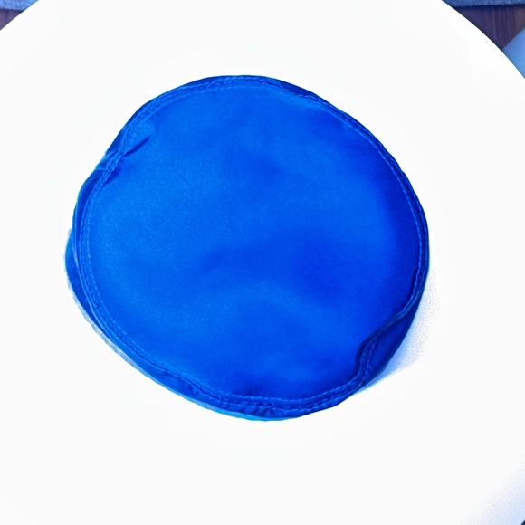 Prada bucket Hat - Picture 3 of 10